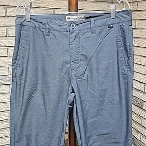 TravisMatthew Open to Close Pants 32x32 Excellent condition